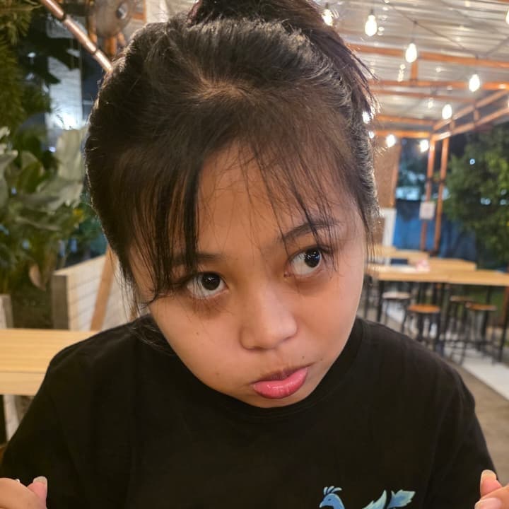 Stefanie Lovia Margaretha